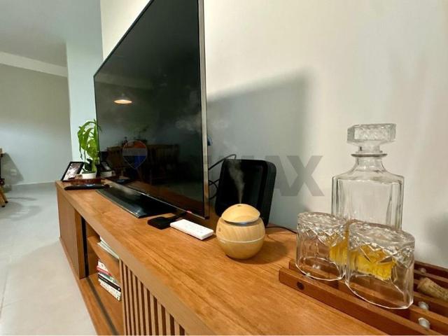 Apartamento para locação 2 quartos com sacada e garagem