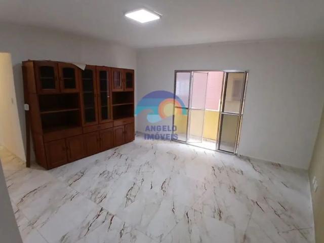 Apartamento para locação 3 dormitórios e 1 suíte a poucos passos da praia