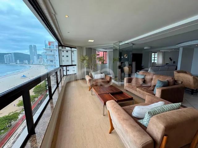 Apartamento para locação anual no Edifício Salvador Dali