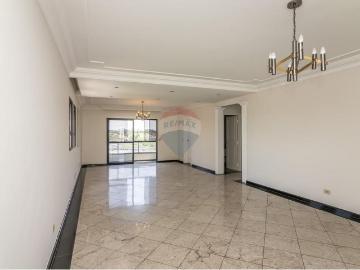 Apartamento para locação com 3 suítes em Moema, 250 m2