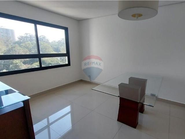 Apartamento para locação com 370 m², 4 suítes e 5 vagas Jardim Marajoara/SP