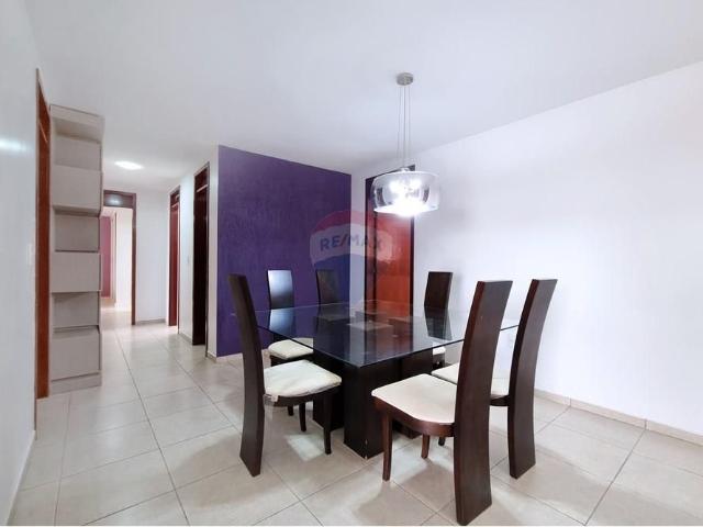 Apartamento para locação com três suítes na Prata