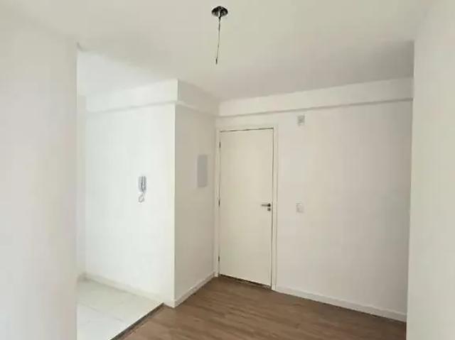 Apartamento para Locação em Taboão da Serra/SP Jardim Três Irmãos 2 Quartos