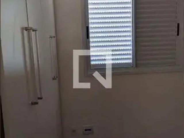Apartamento para Locação em Taboão da Serra/SP Parque Industrial das Oliveiras 2 Quartos