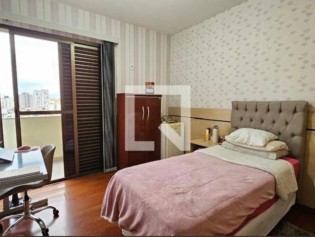 Apartamento para Locação em Taubaté/SP Centro 3 Quartos