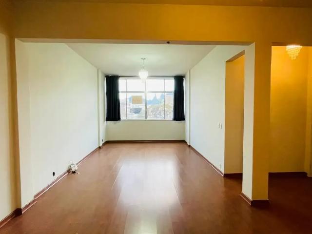 Apartamento para Locação em Teresópolis/RJ Várzea 2 Quartos