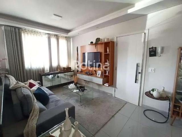 Apartamento para Locação em Uberlândia/MG Conjunto Segismundo Pereira 2 Quartos