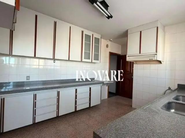 Apartamento para Locação em Uberlândia/MG Centro 4 Quartos
