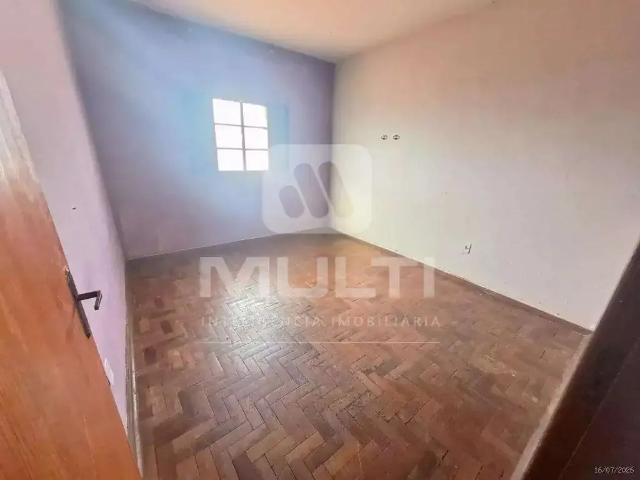 Apartamento para Locação em Uberlândia/MG Guarani 3 Quartos