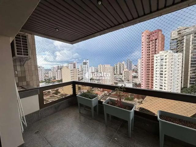 Apartamento para Locação em Uberlândia/MG Fundinho 5 Quartos