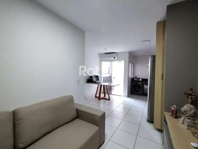 Apartamento para Locação em Uberlândia/MG Jardim Brasília 2 Quartos