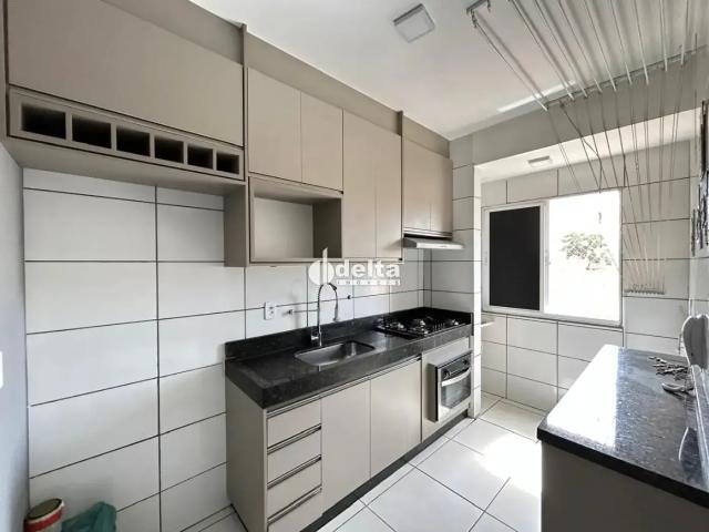Apartamento para Locação em Uberlândia/MG Jardim Canaã 2 Quartos