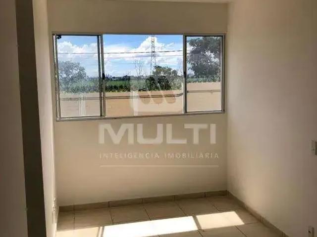 Apartamento para Locação em Uberlândia/MG Jardim Célia 2 Quartos