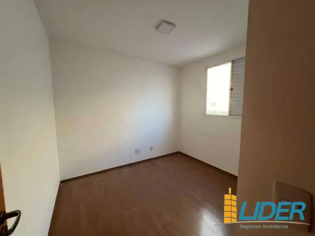 Apartamento para Locação em Uberlândia/MG Jardim Patrícia 2 Quartos
