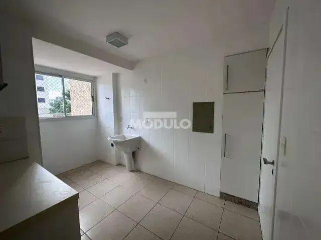 Apartamento para Locação em Uberlândia/MG Osvaldo Rezende 3 Quartos