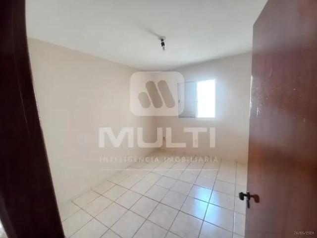 Apartamento para Locação em Uberlândia/MG Santa Mônica 3 Quartos