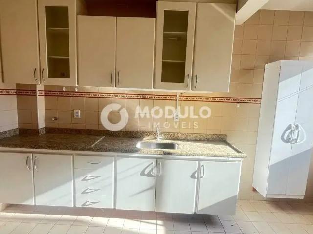 Apartamento para Locação em Uberlândia/MG Santa Mônica 3 Quartos