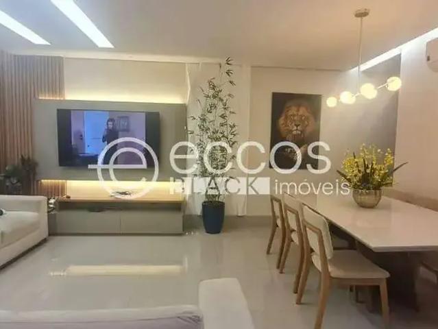 Apartamento para Locação em Uberlândia/MG Santa Mônica 3 Quartos