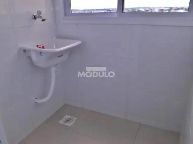 Apartamento para Locação em Uberlândia/MG Presidente Roosevelt 3 Quartos
