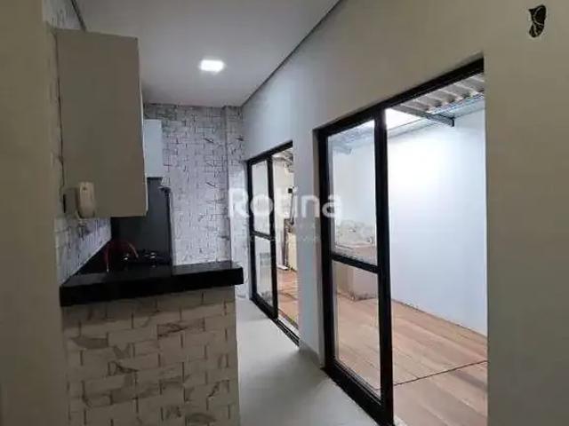 Apartamento para Locação em Uberlândia/MG Umuarama 3 Quartos