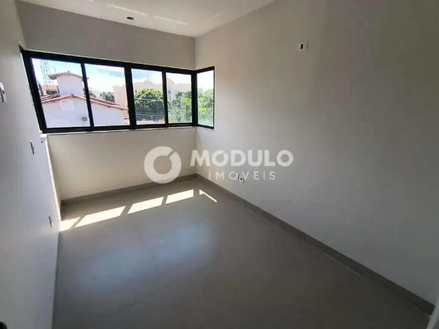 Apartamento para Locação em Uberlândia/MG Umuarama 2 Quartos