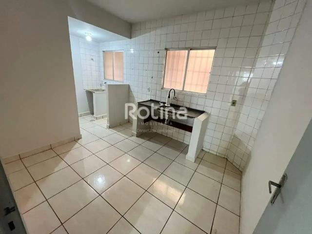 Apartamento para Locação em Uberlândia/MG Umuarama 2 Quartos