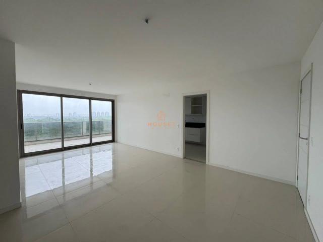 Apartamento para Locação em Vitória/ES Mata da Praia 4 Quartos