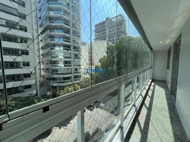 Apartamento para Locação em Vitória/ES Praia do Canto 3 Quartos