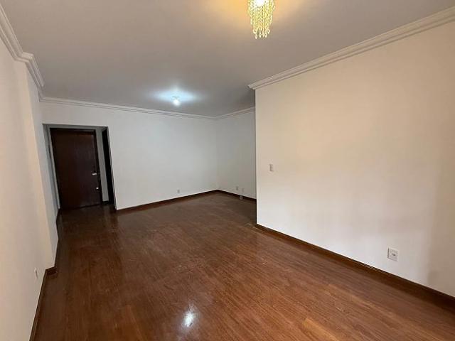 Apartamento para Locação em Balneário Camboriú/SC Centro 3 Quartos