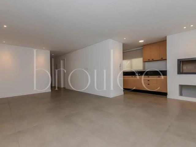 Apartamento para Locação em Balneário Camboriú/SC Centro 3 Quartos