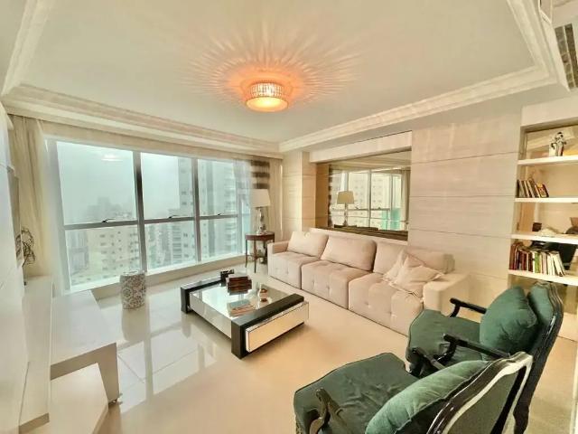 Apartamento para Locação em Balneário Camboriú/SC Centro 3 Quartos