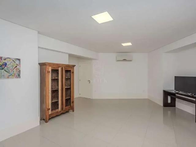 Apartamento para Locação em Balneário Camboriú/SC Centro 3 Quartos
