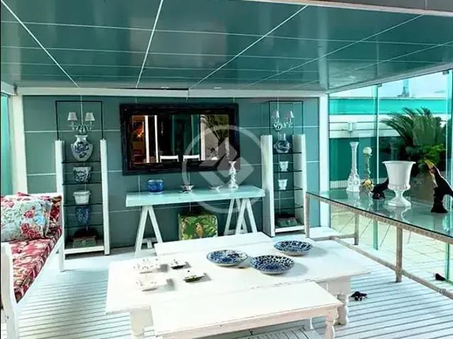 Apartamento para Locação em Balneário Camboriú/SC Centro 3 Quartos