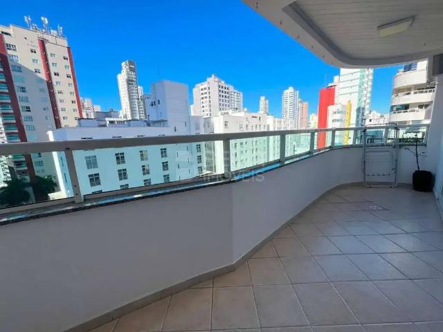 Apartamento para Locação em Balneário Camboriú/SC Centro 3 Quartos