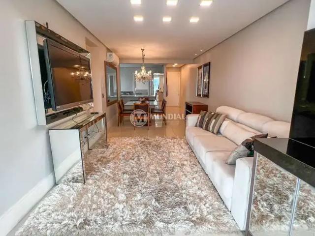 Apartamento para Locação em Balneário Camboriú/SC Centro 3 Quartos