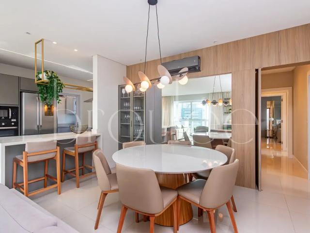 Apartamento para Locação em Balneário Camboriú/SC Centro 3 Quartos