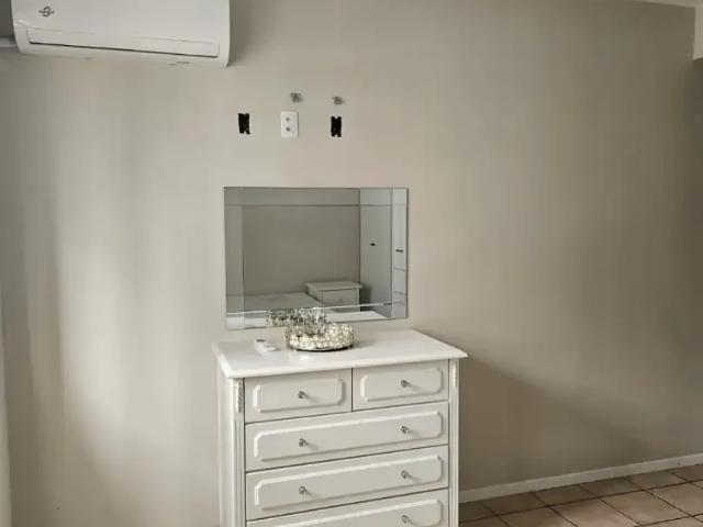 Apartamento para Locação em Balneário Camboriú/SC Centro 2 Quartos