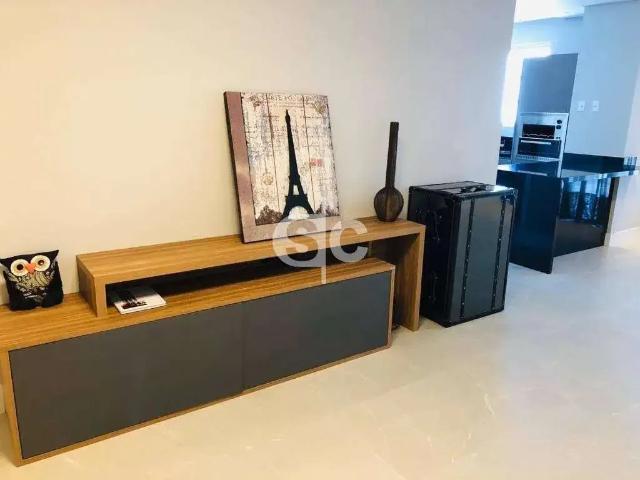 Apartamento para Locação em Balneário Camboriú/SC Centro 4 Quartos