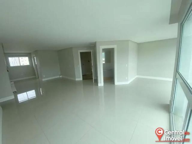 Apartamento para Locação em Balneário Camboriú/SC Centro 4 Quartos