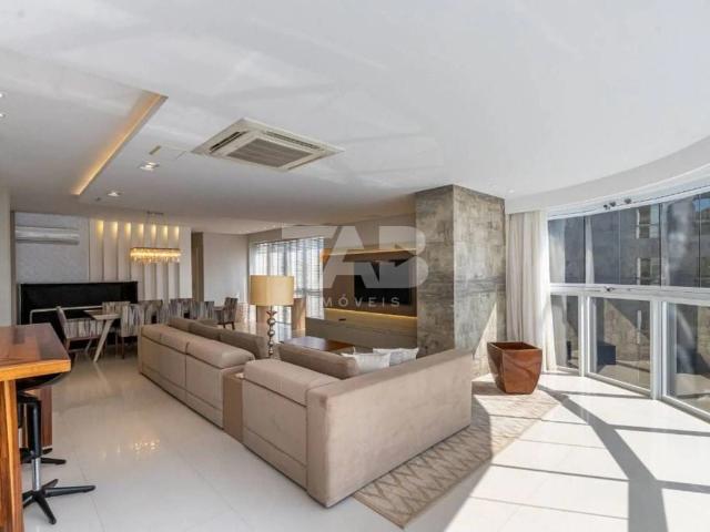 Apartamento para Locação em Balneário Camboriú/SC Centro 4 Quartos