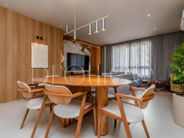 Apartamento para Locação em Balneário Camboriú/SC Pioneiros 3 Quartos