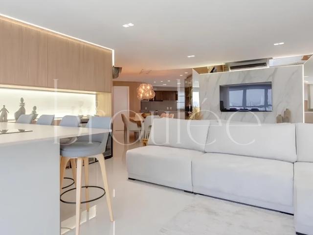 Apartamento para Locação em Balneário Camboriú/SC Pioneiros 3 Quartos