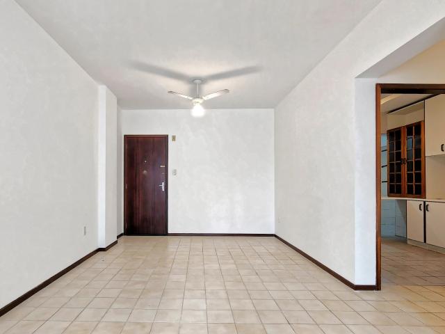Apartamento para Locação em Balneário Camboriú/SC Pioneiros 3 Quartos