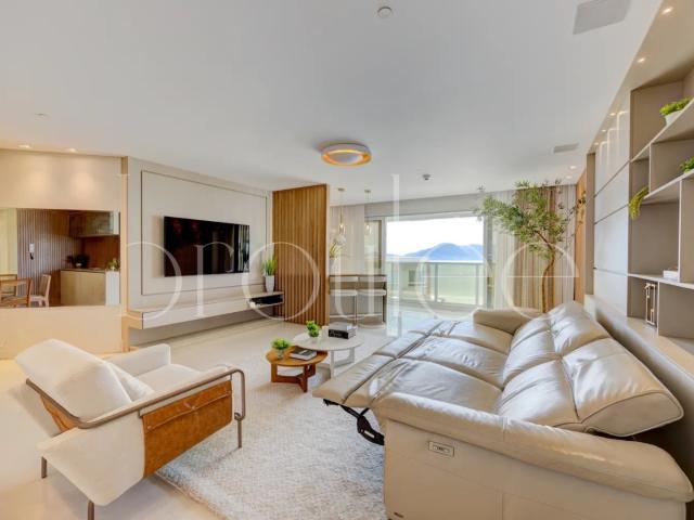 Apartamento para Locação em Balneário Camboriú/SC Pioneiros 3 Quartos