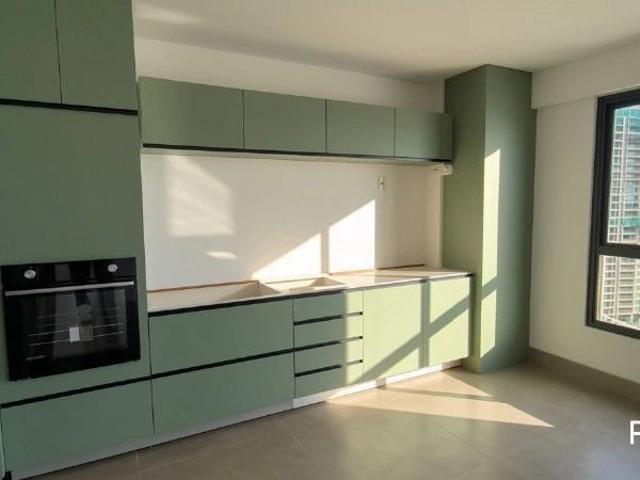 Apartamento para Locação em Balneário Camboriú/SC Pioneiros 4 Quartos