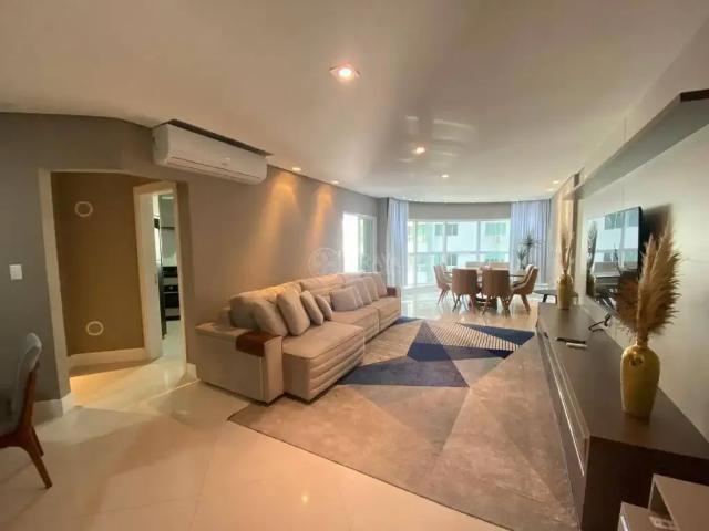 Apartamento para Locação em Balneário Camboriú/SC Pioneiros 4 Quartos