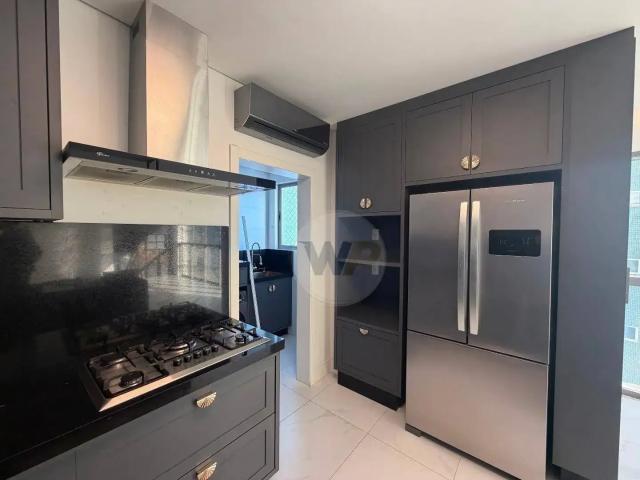 Apartamento para Locação em Balneário Camboriú/SC Pioneiros 4 Quartos