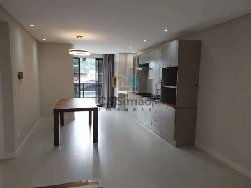 Apartamento para Locação em Balneário Camboriú/SC Praia dos Amores 2 Quartos