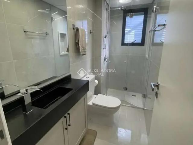 Apartamento para Locação em Balneário Camboriú/SC Praia dos Amores 2 Quartos