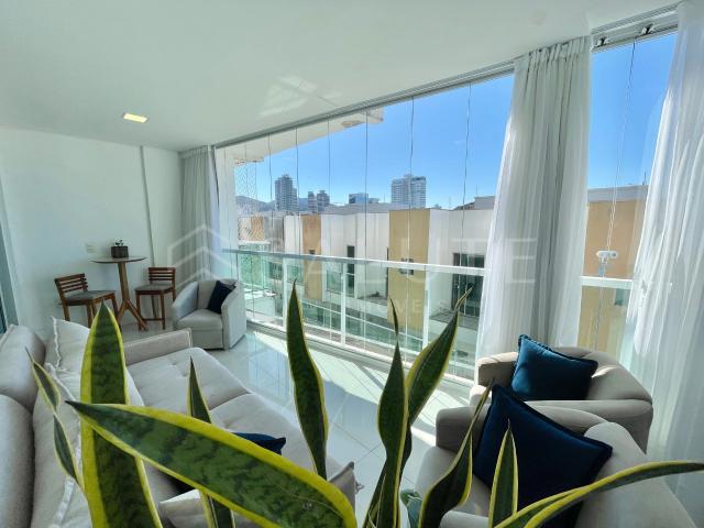Apartamento para Locação em Balneário Camboriú/SC Praia dos Amores 4 Quartos
